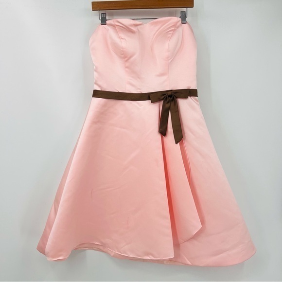 JJs House Dresses & Skirts - JJ’s House Wedding/Bridal/Special Occasion Sweetheart Dress Pink/Brown Bow Sz 10